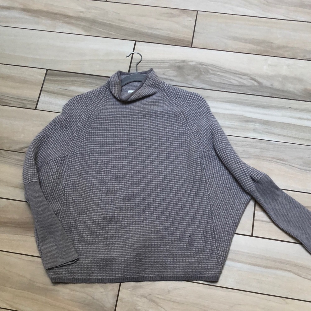 Club Monaco Emma cashmere sweater